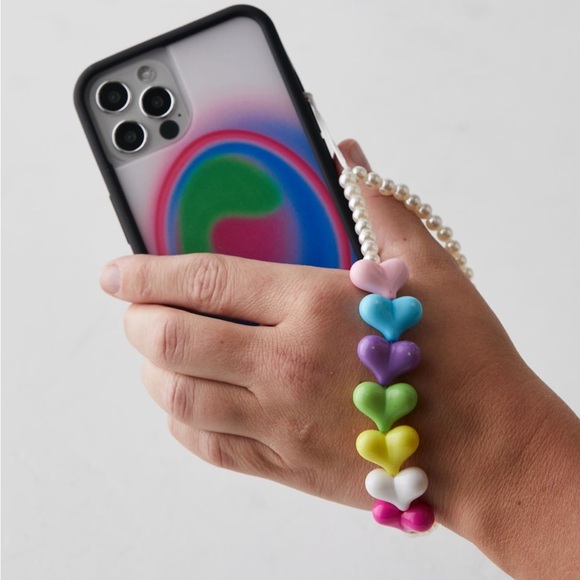 Beaded Love phone sling with multicoloured hearts - Picture 2 of 6